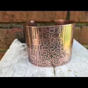 Copper cuff, Wonder Woman Cuff. New